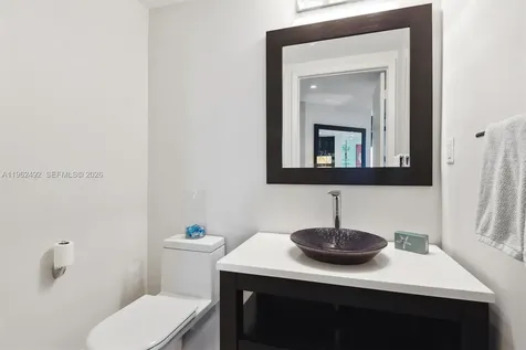 400 Alton Road Miami Beach FL 33139
