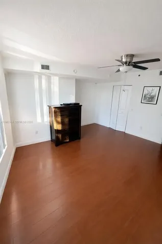 2641 N Flamingo Road Sunrise FL 33323