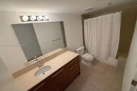 2641 N Flamingo Road Sunrise FL 33323