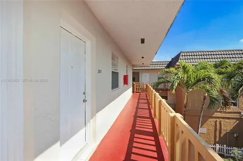 4655 Palm Avenue Hialeah FL 33012
