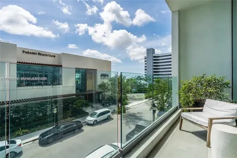 650 NE 32nd Street Miami FL 33137