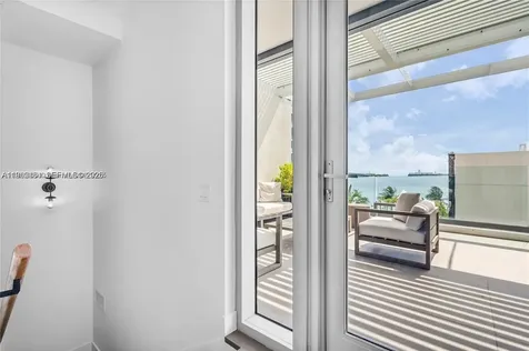 650 NE 32nd Street Miami FL 33137