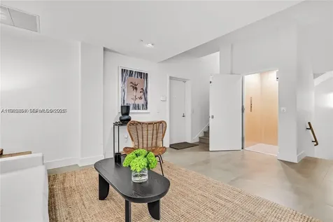 650 NE 32nd Street Miami FL 33137