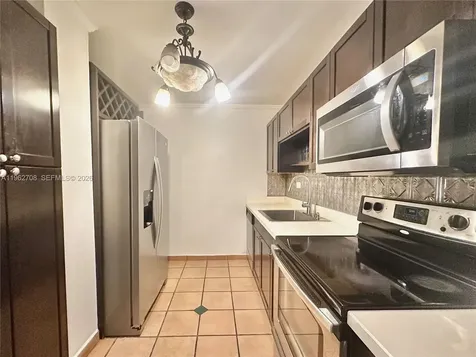 7135 Collins Avenue Miami Beach FL 33141