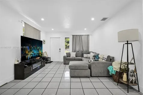 3280 NW 213th Terrace Miami Gardens FL 33056
