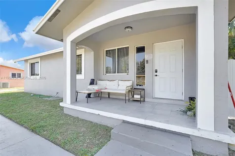 3280 NW 213th Terrace Miami Gardens FL 33056