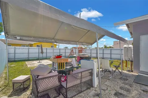 3280 NW 213th Terrace Miami Gardens FL 33056