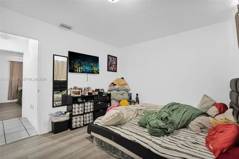 3280 NW 213th Terrace Miami Gardens FL 33056