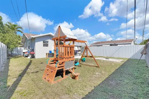 3280 NW 213th Terrace Miami Gardens FL 33056