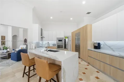 2562 Eagle Run Lane Weston FL 33327