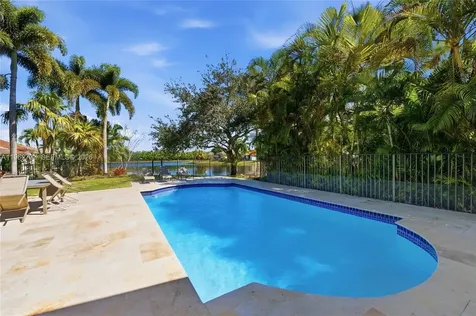 2562 Eagle Run Lane Weston FL 33327