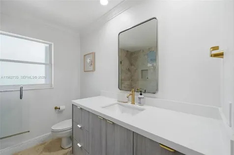 2562 Eagle Run Lane Weston FL 33327