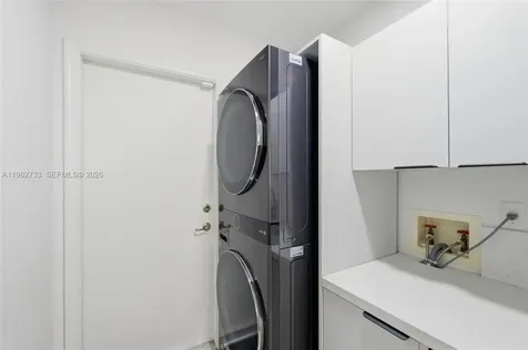 2562 Eagle Run Lane Weston FL 33327