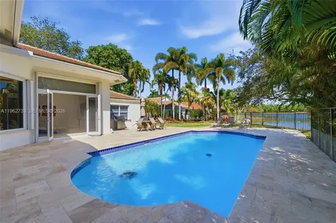 2562 Eagle Run Lane Weston FL 33327