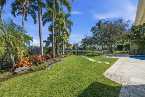 2562 Eagle Run Lane Weston FL 33327