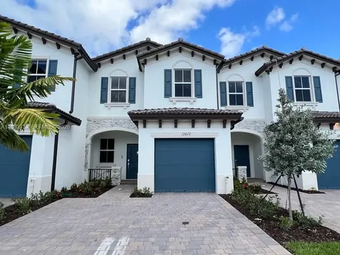 12612 NW 23rd Place Miami FL 33167
