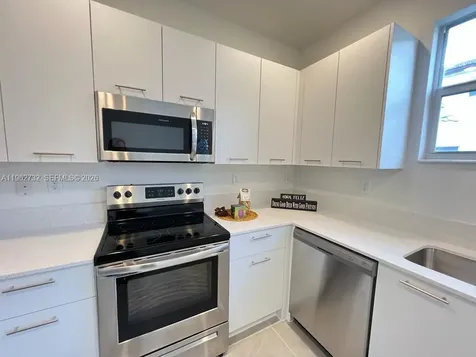 12612 NW 23rd Place Miami FL 33167