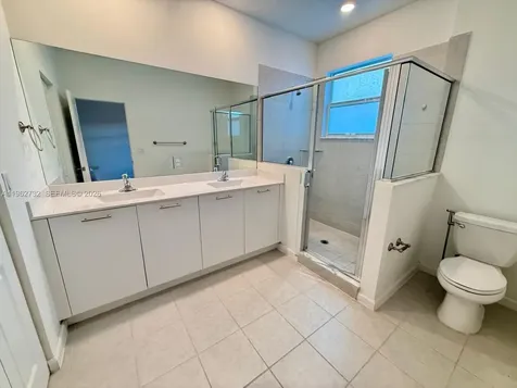 12612 NW 23rd Place Miami FL 33167