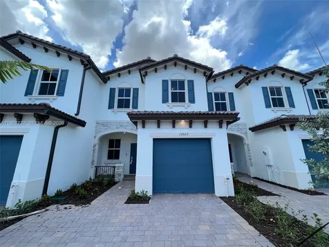 12612 NW 23rd Place Miami FL 33167