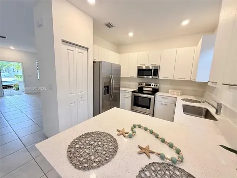 12612 NW 23rd Place Miami FL 33167