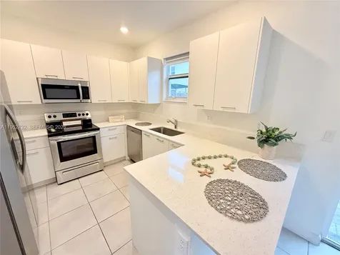 12612 NW 23rd Place Miami FL 33167