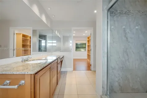 4011 SW 82nd Terrace Davie FL 33328