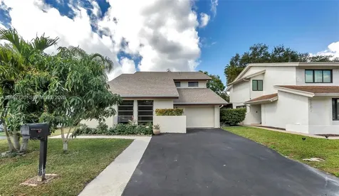 4011 SW 82nd Terrace Davie FL 33328