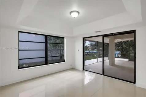 4011 SW 82nd Terrace Davie FL 33328