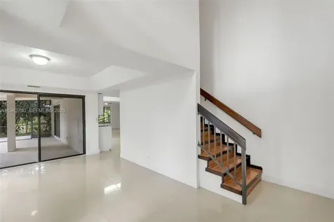 4011 SW 82nd Terrace Davie FL 33328