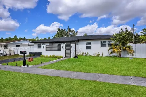 11751 SW 168th Terrace Miami FL 33177