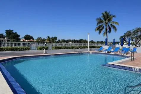 5700 Collins Avenue Miami Beach FL 33140
