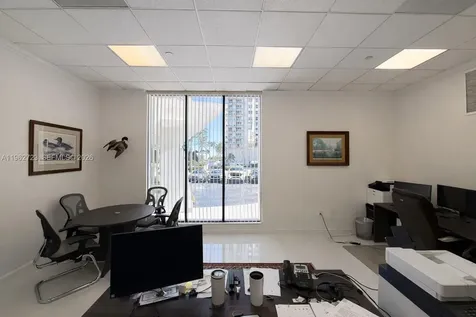 5700 Collins Avenue Miami Beach FL 33140