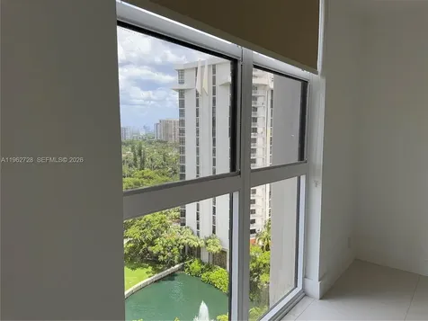 2000 Towerside Terrace Miami FL 33138