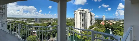 2000 Towerside Terrace Miami FL 33138