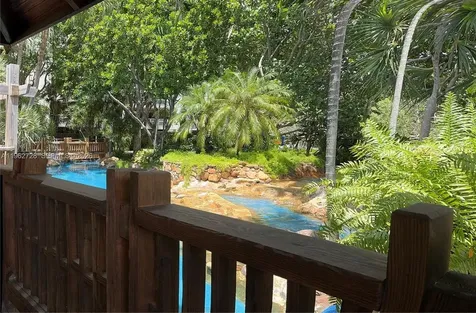 2000 Towerside Terrace Miami FL 33138