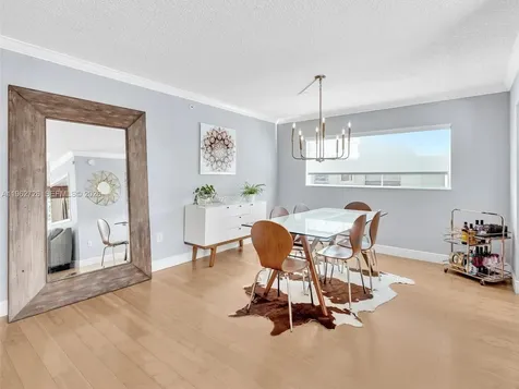 1345 West Avenue Miami Beach FL 33139