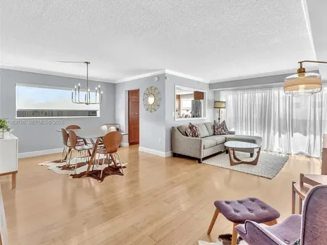 1345 West Avenue Miami Beach FL 33139