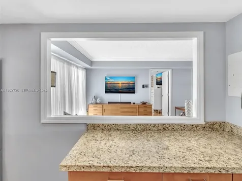 1345 West Avenue Miami Beach FL 33139