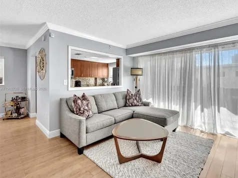 1345 West Avenue Miami Beach FL 33139