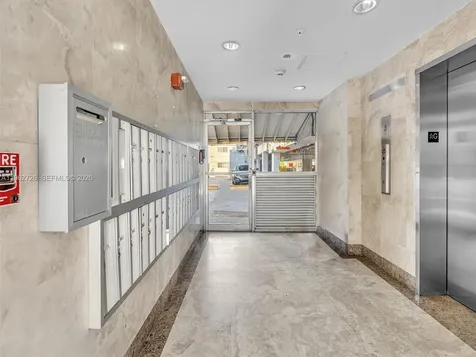 1345 West Avenue Miami Beach FL 33139