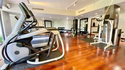 3300 NE 191st Street Aventura FL 33180