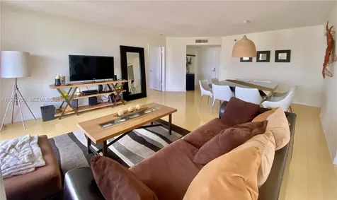 3300 NE 191st Street Aventura FL 33180