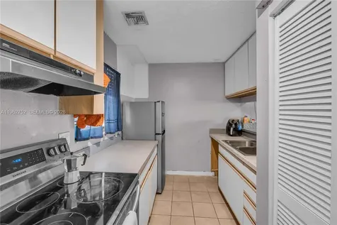 3282 NW 103rd Terrace Coral Springs FL 33065