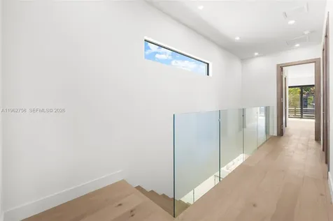 290 NW 48th Street Miami FL 33127
