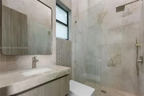 290 NW 48th Street Miami FL 33127