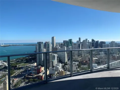 851 NE 1st Avenue Miami FL 33132
