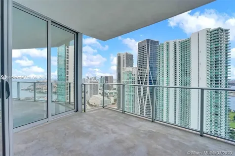851 NE 1st Avenue Miami FL 33132