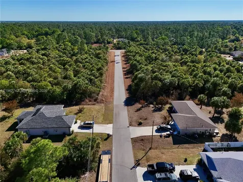 131 Navarra Avenue S Lehigh Acres FL 33974