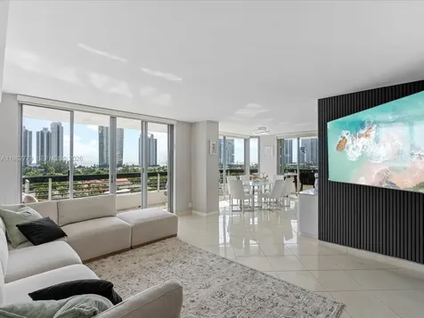 19195 NE 36th Court Aventura FL 33180