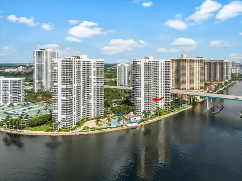 19195 NE 36th Court Aventura FL 33180